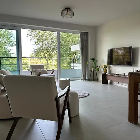 Modern Met Terras & Privegarage - 50m * Ostende