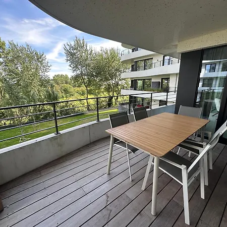 Apartment Modern Met Terras & Privegarage - 50m *