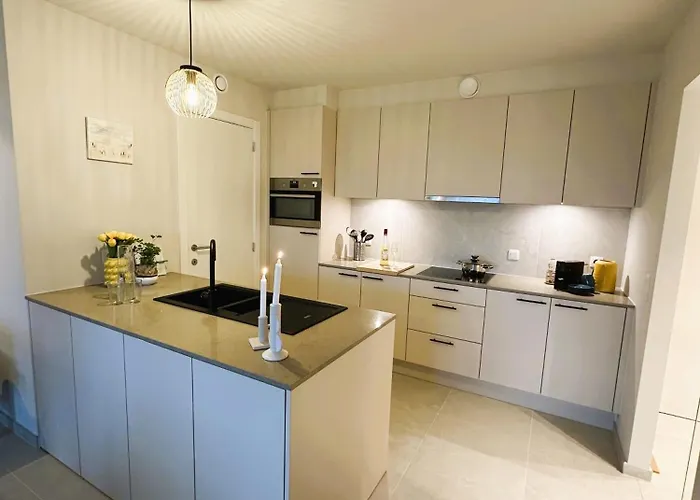 The Waves - Familie Dichtbij Het Met Privegarage Ostend